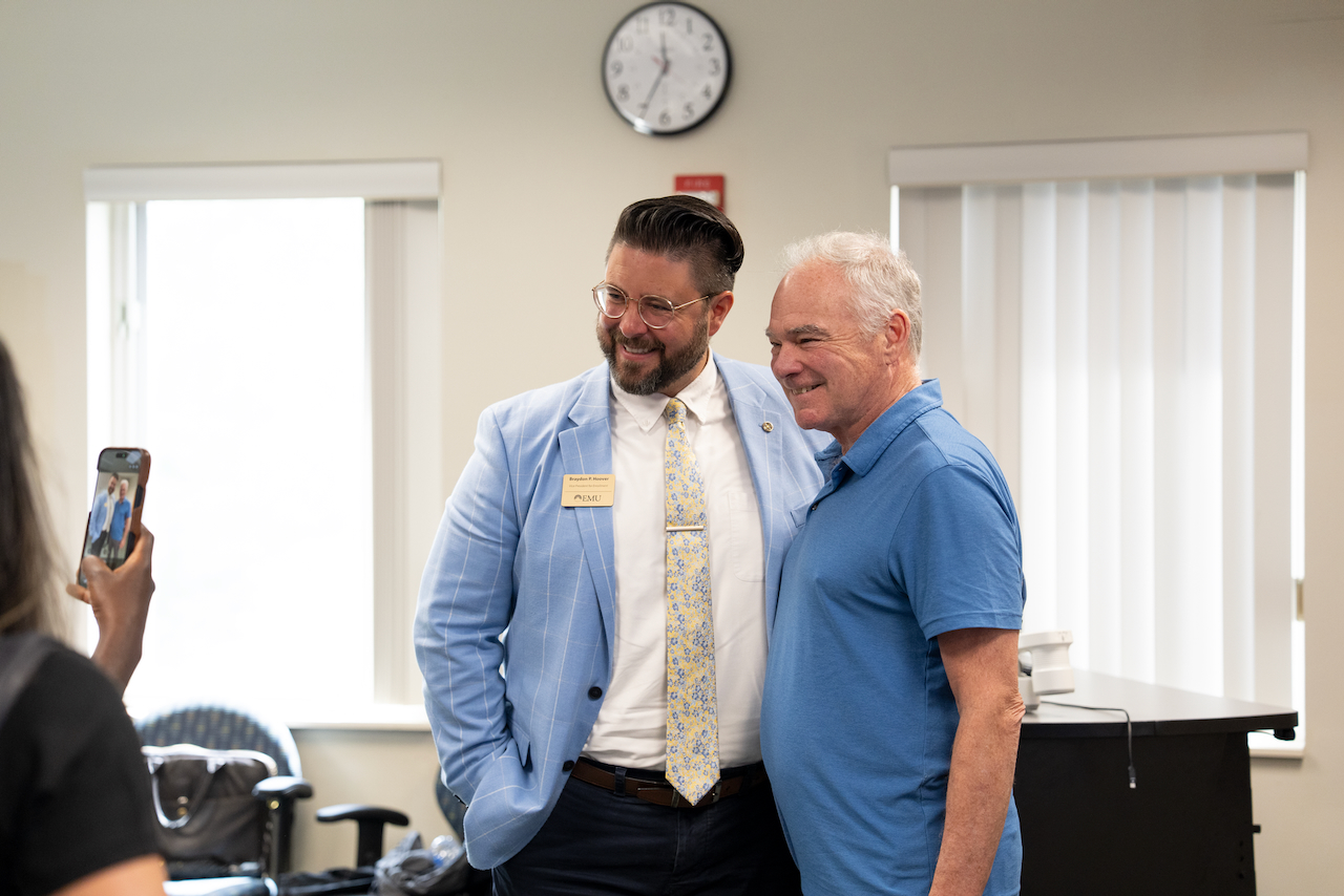 Sen. Kaine tours EMU campus